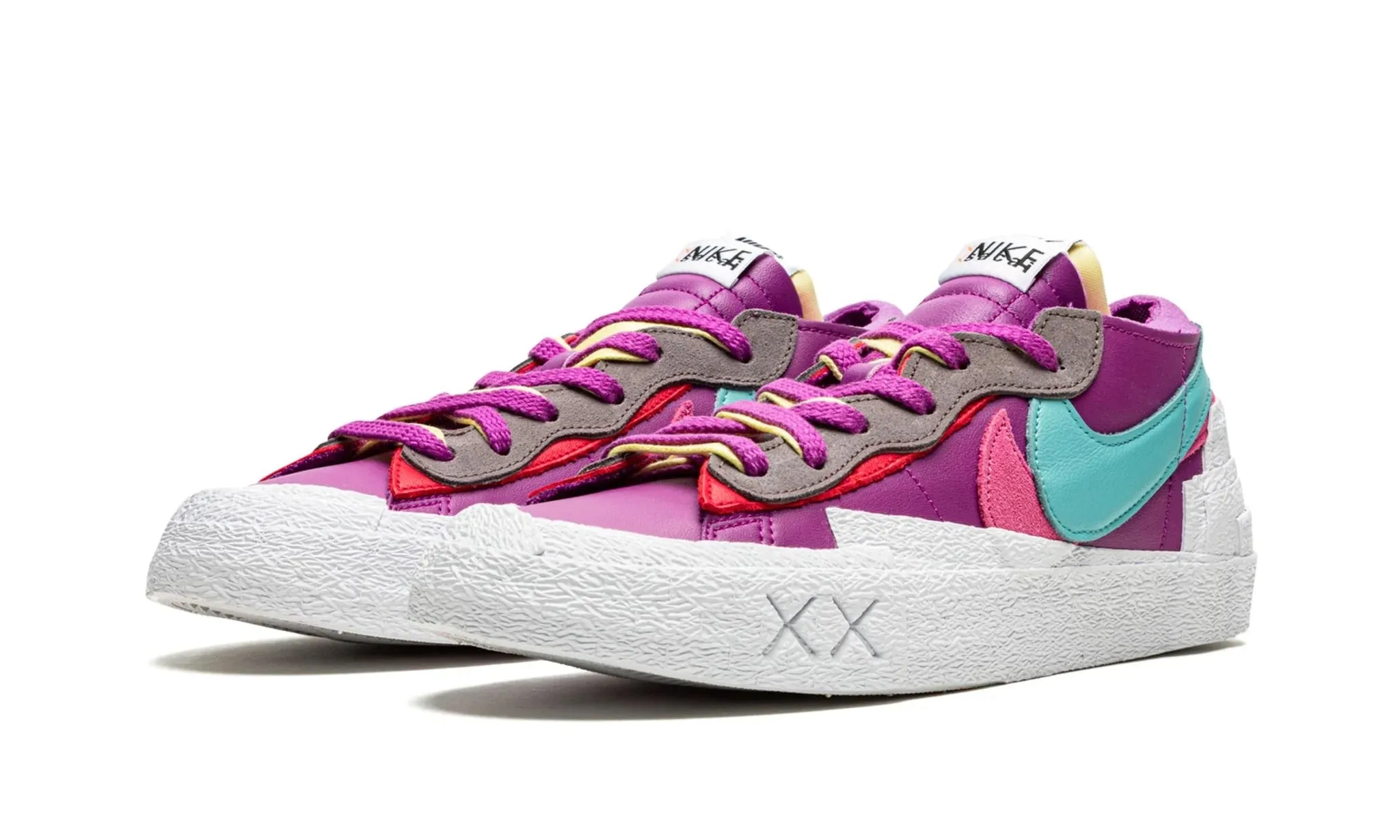 NIKE BLAZER LOW SACAI KAWS PURPLE DUSK