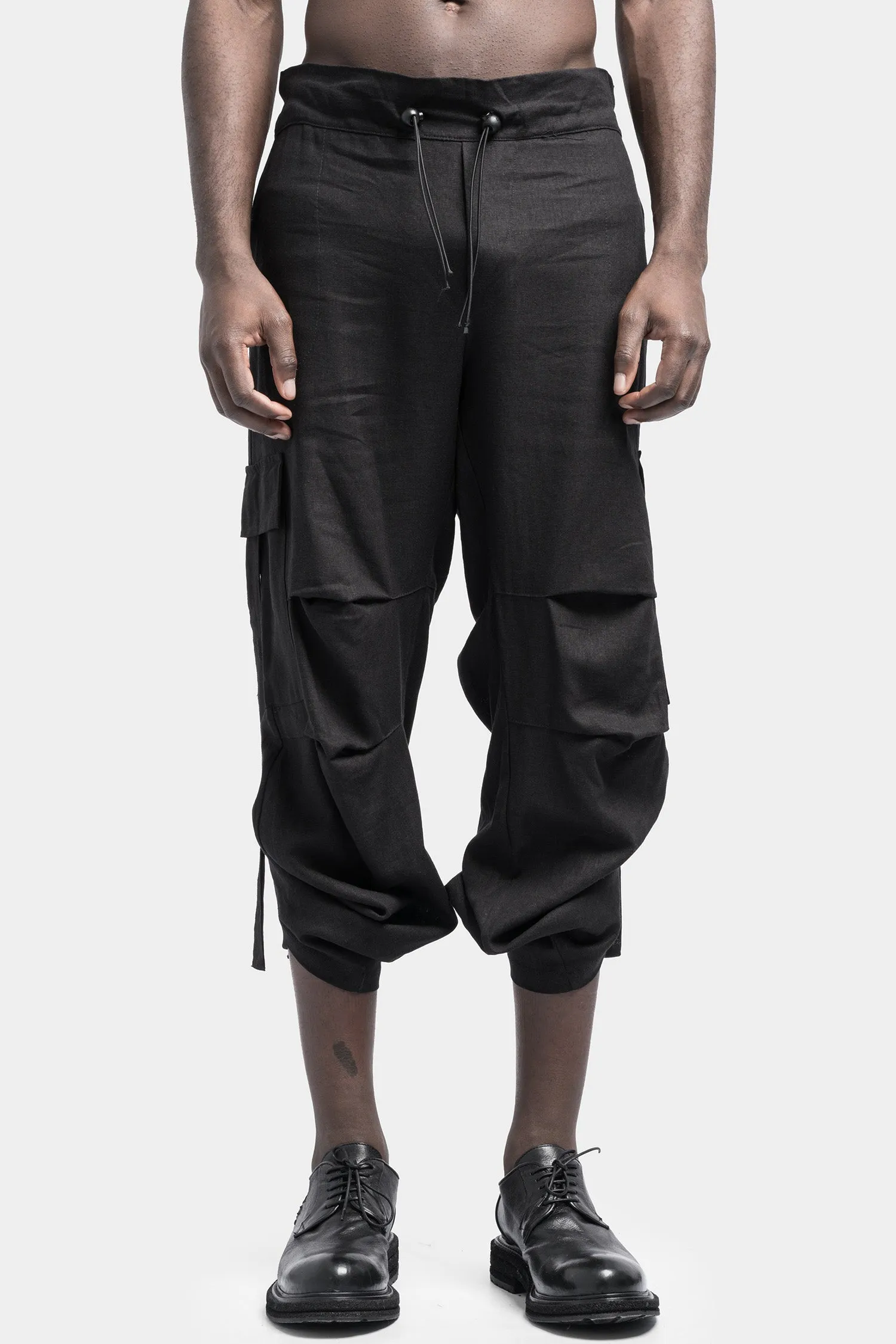 Relaxed cargo pocket trousers