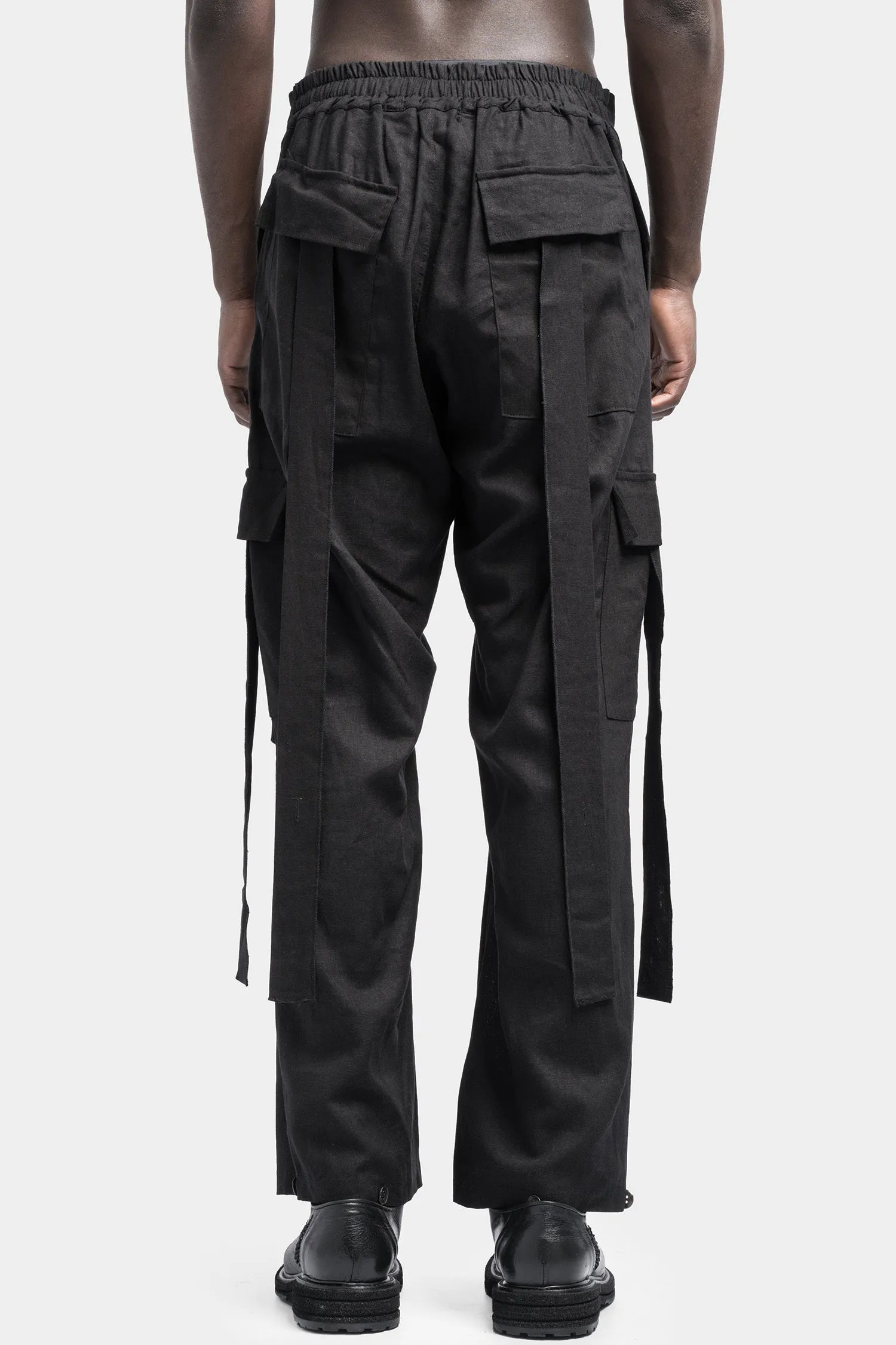 Relaxed cargo pocket trousers