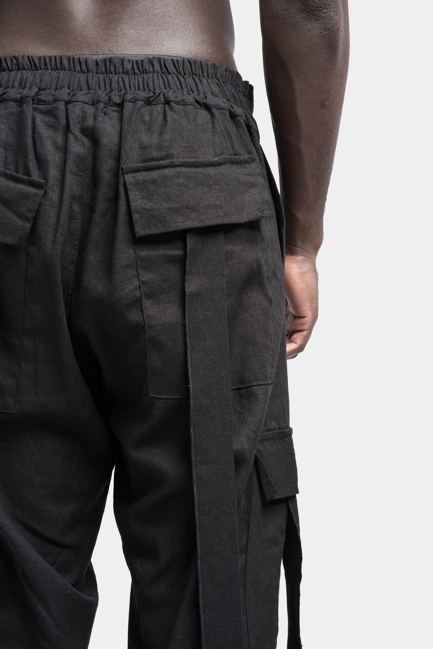 Relaxed cargo pocket trousers