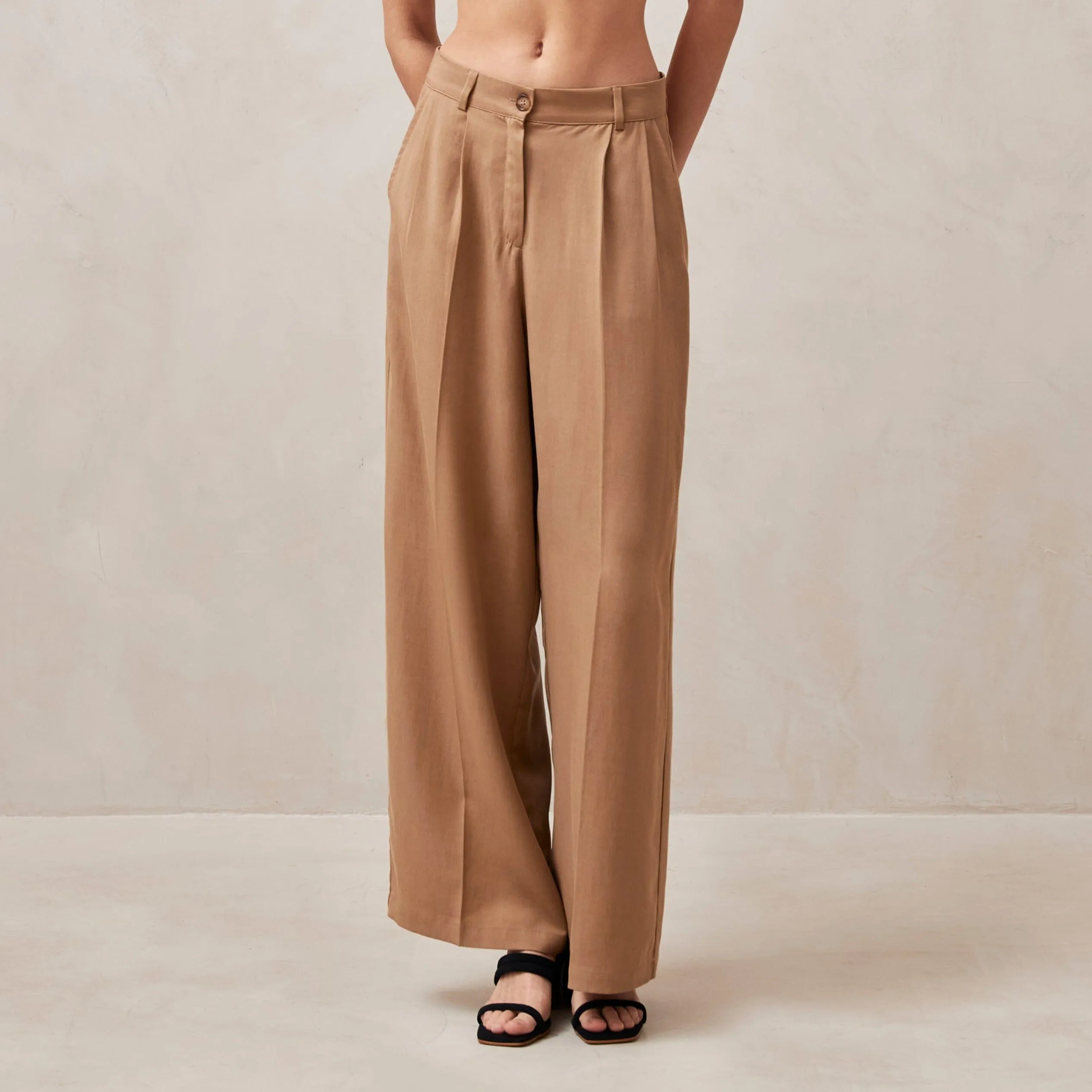 Valentina Beige Pants