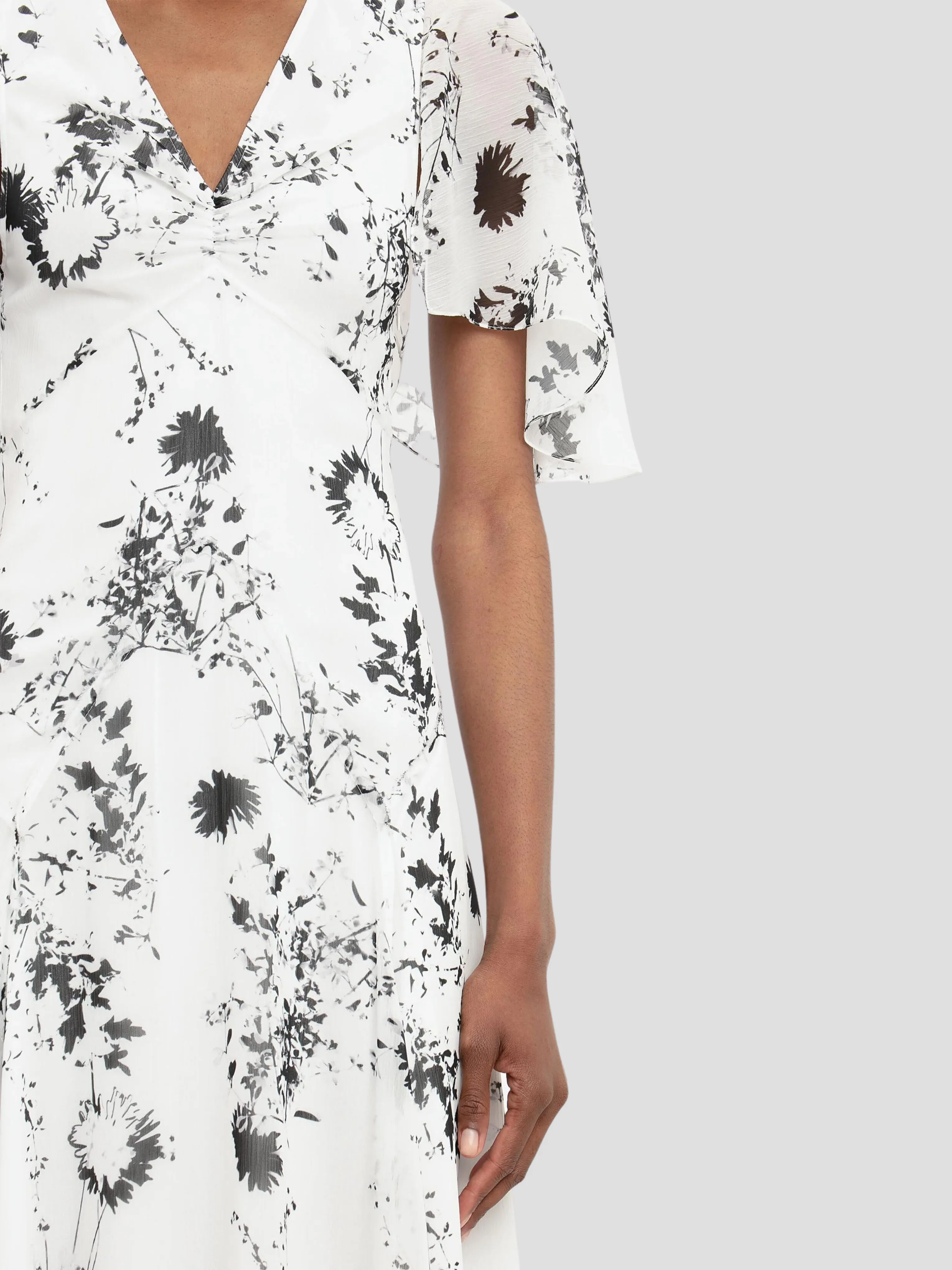 White/Black Short Sleeve Floaty Godet Dress